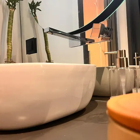Panorama Calling - Design Apartment, Unique And Individual With Amazing Views Funchal (Madeira)