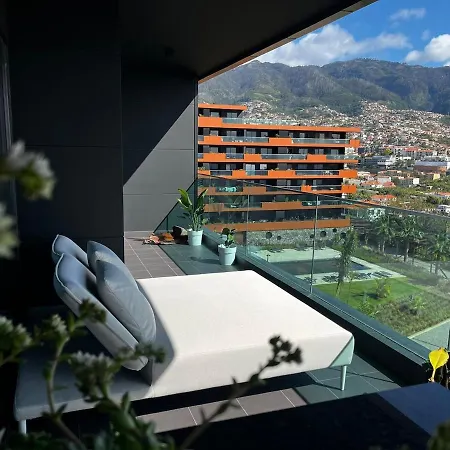 Panorama Calling - Design Apartment, Unique And Individual With Amazing Views * Funchal (Madeira)